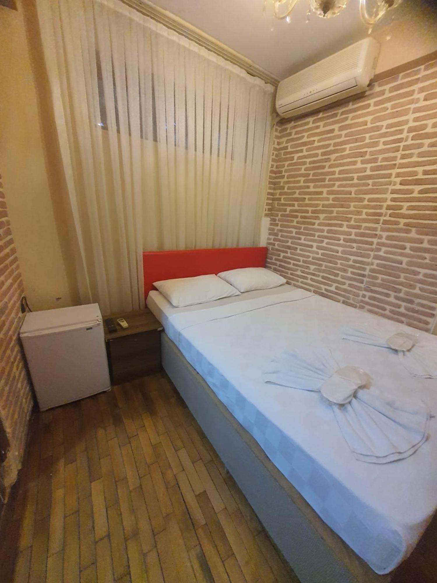 Omar Sultan Park Suites Istanboel Buitenkant foto