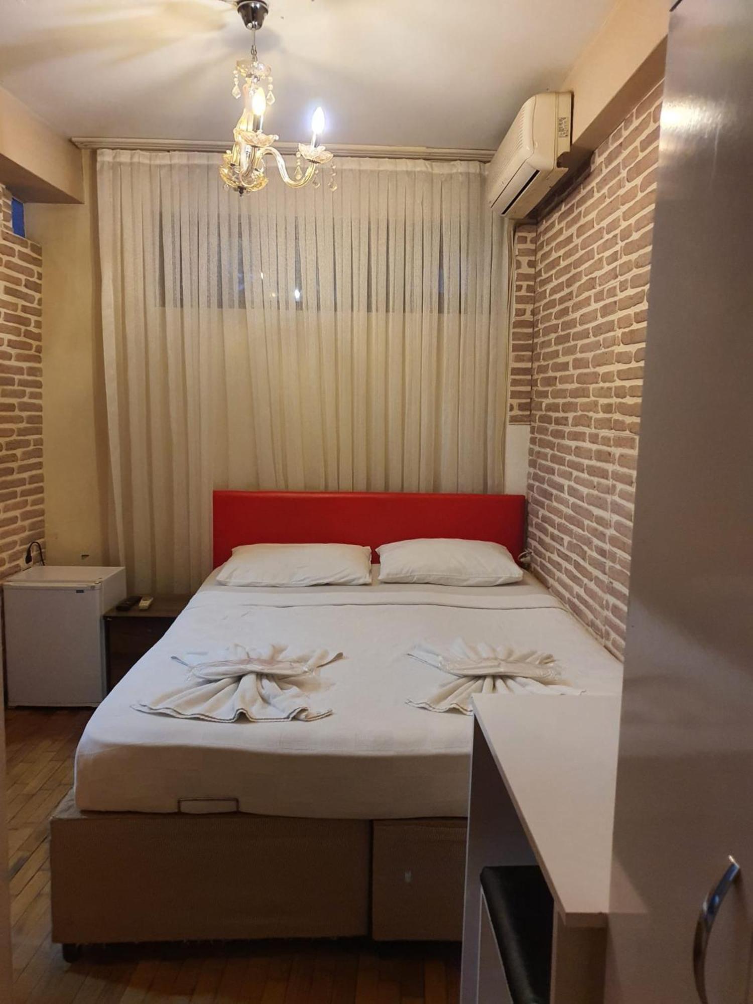 Omar Sultan Park Suites Istanboel Buitenkant foto